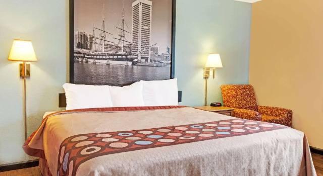 Двухместный номер Standard Super 8 by Wyndham Baltimore/Essex Area