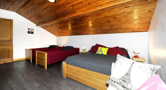 Apartment With 2 Bedrooms in Les Ménuires, With Wonderful Mountain Vie, Prenota Appartamento Hotel a Alvernia con parcheggio, Parcheggio