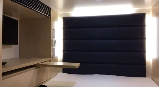 Капсула Hotel & Spa TOPOS Sendai Station - Caters to Men