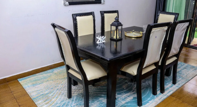 Апартаменты Business 4 Bedroom Furnished Skyline Apartment