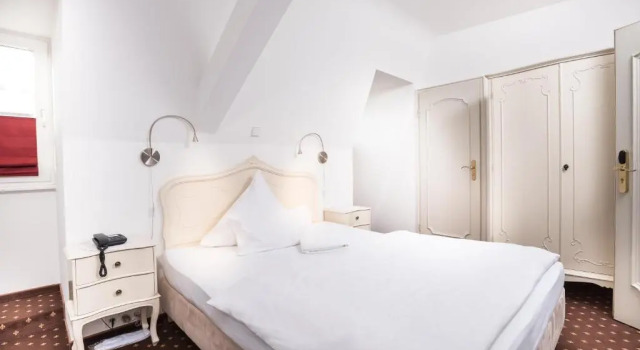Двухместный номер Standard Hotel Einhorn Centre