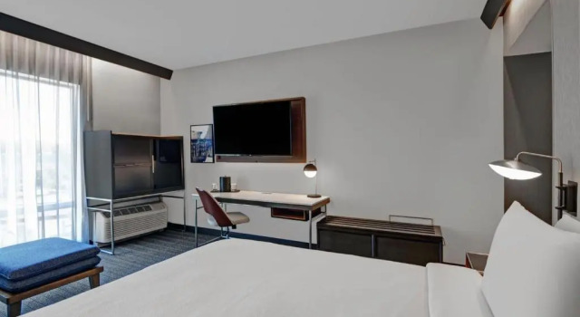 Номер Standard Courtyard by Marriott Hamilton
