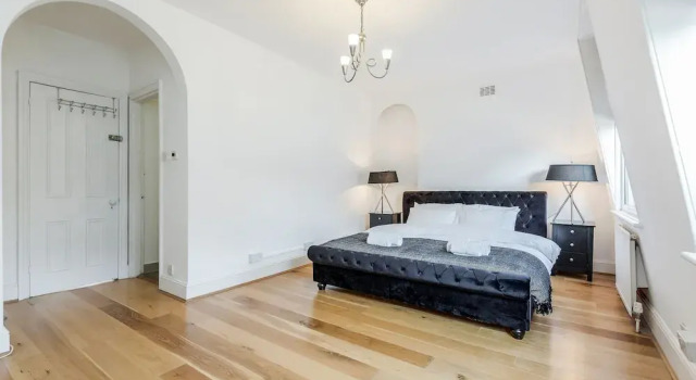 Апартаменты Deluxe с 4 комнатами Deluxe 4 BR Oxford Circus Apartment with Terrace