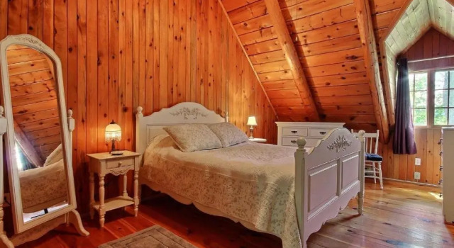 Aux Retrouvailles, Book Hotel Lac-Megantic Eastern Townships