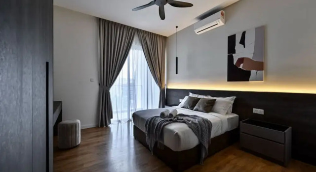 Люкс Deluxe OYO 90952 Quill Residences Kuala Lumpur