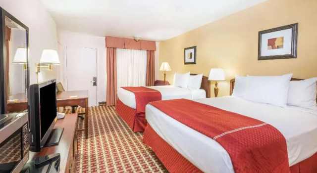 Номер Standard Days Inn Ottawa