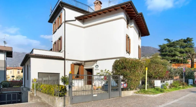 Wakesurfhouse 2, Book Feriehus Sulzano Lake Iseo