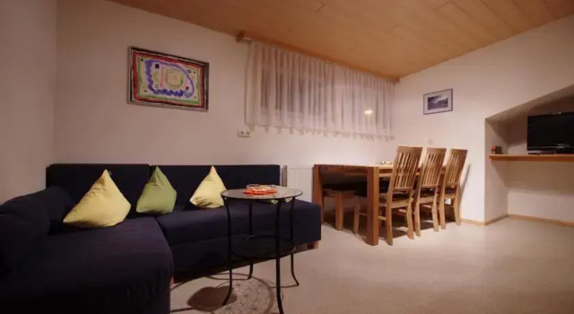 Haus Patria, Book Hotel Hotels in Vorarlberg with Parking, Parking