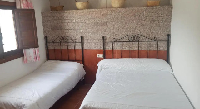 Casa Rural La Encina 2, Забронировать Отель Отели Ланхарон с бассейном, Бассейн