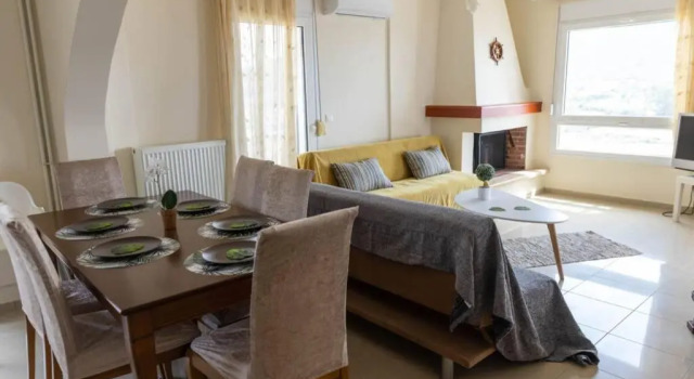 Port View House-Comfy Family Apartment-Panoramic View