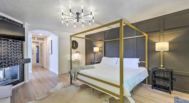 Luxurious Lubbock Home: Fire Pit, Outdoor TV!, Boek Hotel Lubbock Texas