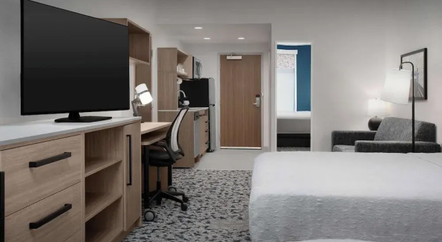 Четырёхместная студия Home2 Suites By Hilton Lakeland North I-4