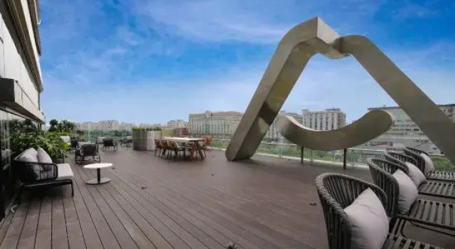 Люкс Grand Atour S Hotel Aegean Sea Shanghai Hongqiao Center- Free Iced Americano