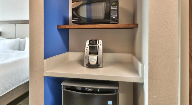 Номер Deluxe Holiday Inn Express & Suites Albuquerque East by IHG