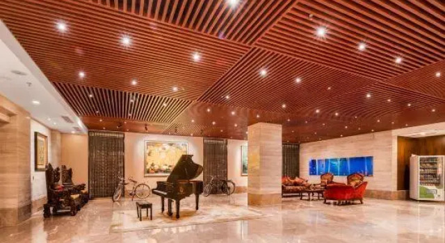 Zhonglang Holiday Hotel