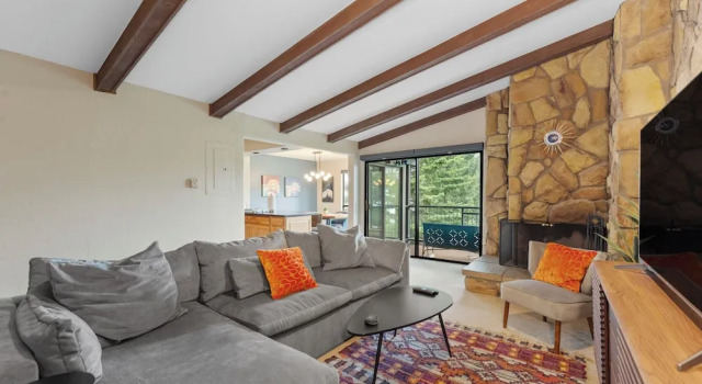 Lake Cliffe #307, Building A