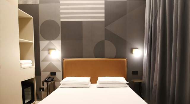 The B Place Hotel