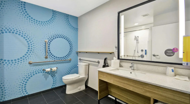 Четырёхместный номер Standard Tru By Hilton Chicopee Springfield