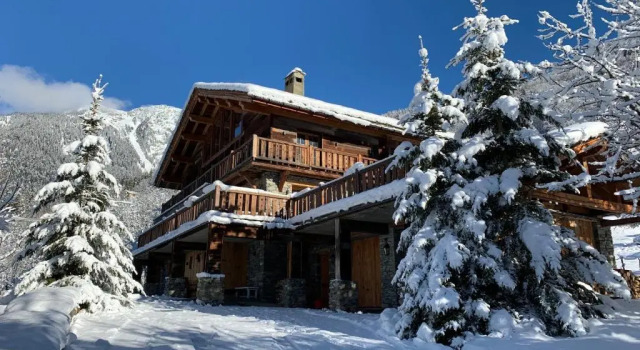 Chalet Ruitor, Chalet 500 M2 Luxueux de Caractere, Забронировать Шале Виллы Овернь-Рона-Альпы, Вилла