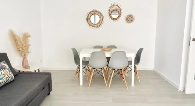 NUEVO, con vistas al mar y a 100 metros de la playa, Забронировать Отель Кульера Коста-де-Валенсия