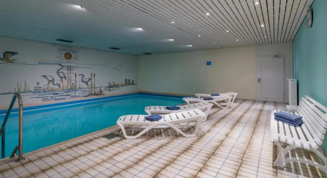 Zweizimmerferienwohnung mit Hallenbad B 3, Book Hotel Oberaudorf 