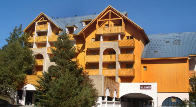 Chalets du Soleil 33701, Забронировать Шале Коттеджи Ле-дез-Альп, рядом с Горнолыжный подъемник Кот Брун, Коттедж
