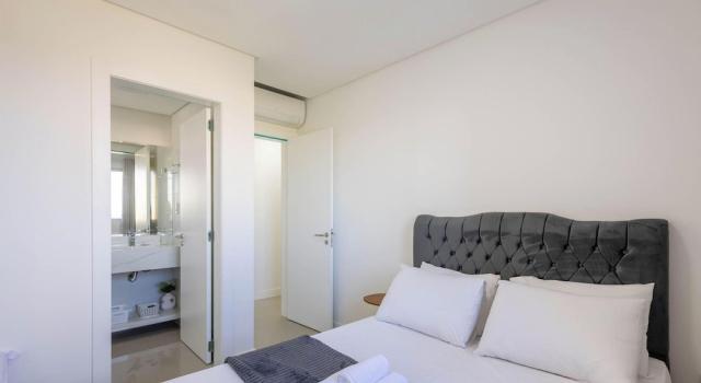 Apartments 400m From the Beach in Itapema - Cara