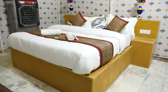 Malra Heritage Campus, Book Hotel Kanoi Rajasthan