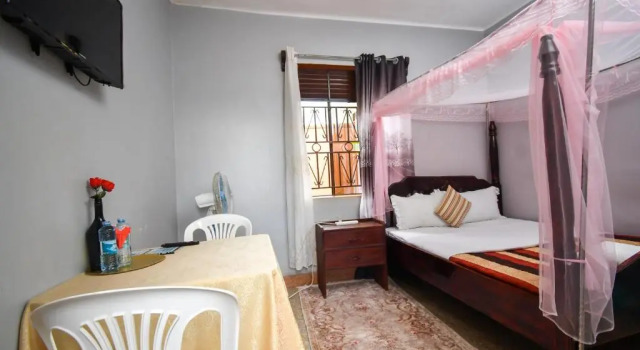 Jinja Grand Hotel, Réserver Hôtel Hôtels au centre de Jinja, hôtels au centre de Jinja