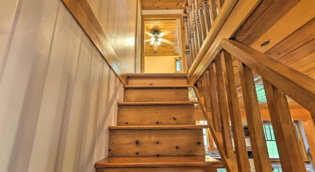 Коттедж Steps to Lake: Tafton Cottage w/ Fire Pit & Grill