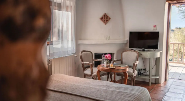 Es Cucons Rural Hotel, Book Hotel Sant Antoni de Portmany 