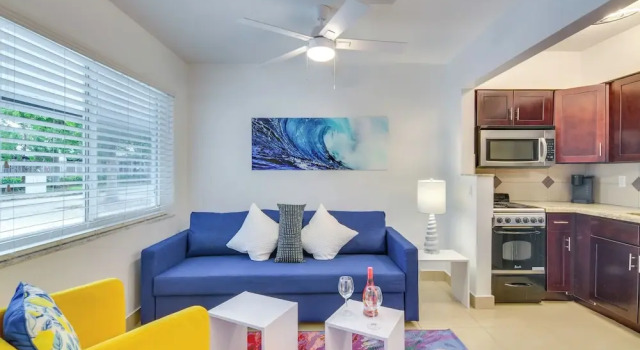 2 Mi to Ocean: Dog-friendly Hallandale Beach Condo, Book Lejlighed Hallandale Beach 