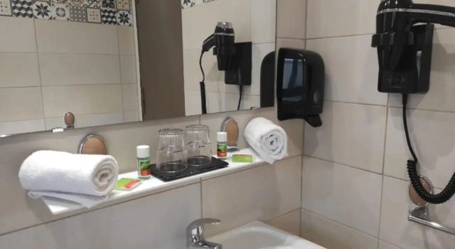 Standart üç kişilik oda Empire Hôtel