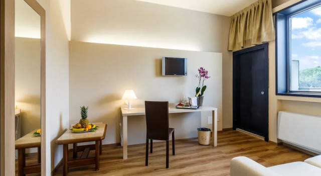 Трёхместный номер Classic с балконом Hotel Country Club