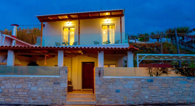 Thalassa Beachfront Villa With Private Pool, Rezerwuj Willa Hotele w Retimno z parkingiem, Parking