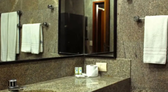 Трёхместный номер Superior Garden Hotel