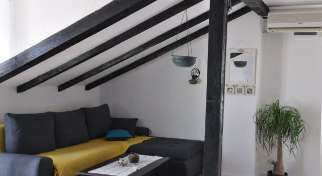 Špiro - Parking and Barbecue - A2 Potkrovlje, Book Hotel Trecanica Split-Dalmatia County