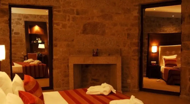 Люкс с балконом Palace Hotel & Spa Termas de São Tiago