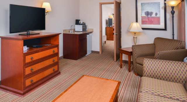 Четырёхместный люкс Best Western Plus Rama Inn