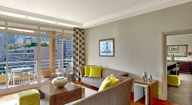 Двухместный люкс Executive c 1 комнатой с частичным видом на море Le Méridien Beach Plaza