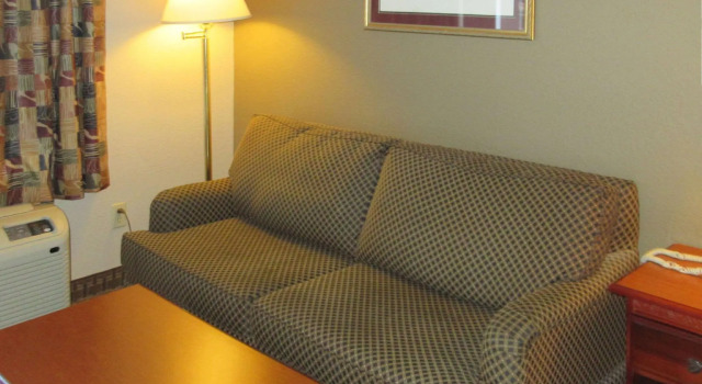 Двухместный номер Standard Super 8 by Wyndham Manchester TN