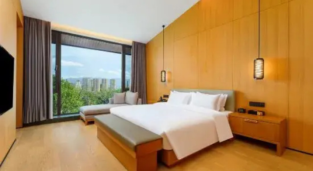 Люкс Executive Jianshui Yanqi Lake Hotel