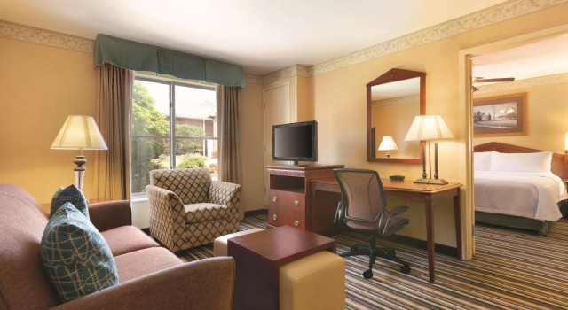 Двухместный номер Standard Homewood Suites by Hilton Detroit-Troy