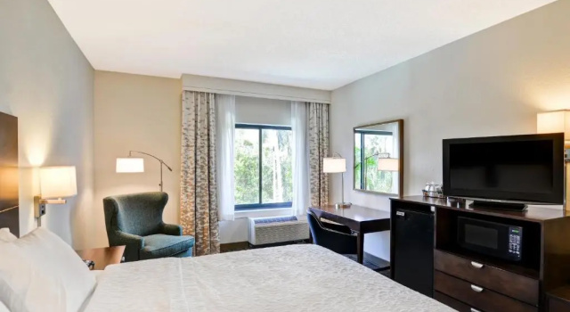 Двухместный номер Standard c 1 комнатой Hampton Inn & Suites Boynton Beach