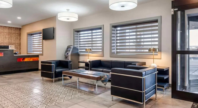 La Quinta Inn Louisville Airport 836, Rezerwuj Hotel Hurstbourne 