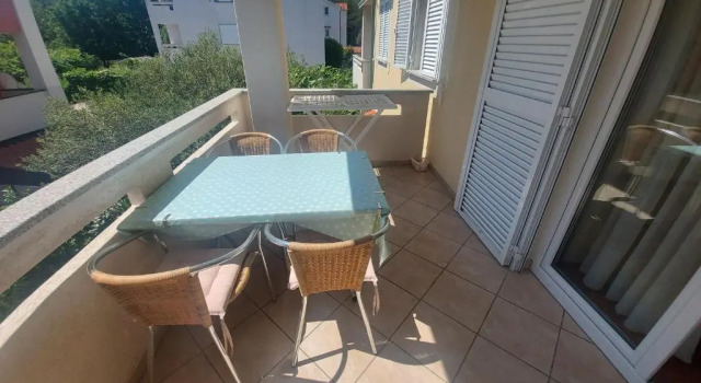 Apartment Ive, Забронировать Апартаменты/квартира Башка остров Крк, рядом с Пляж Башка