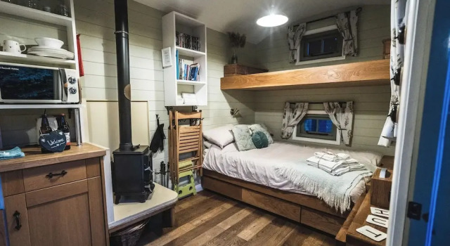 Little Otchan Shepherd's Hut, Boek Vakantiehuis Vakantiehuizen in Merseyside, Cottage