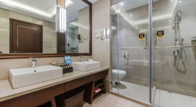 Taohuayuan Liu Contract Chun Inn