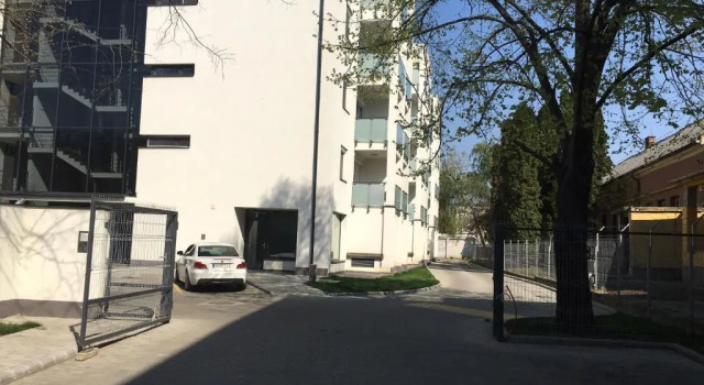 Belle Casa 34, Забронировать Отель Дебрецен Хайду-Бихар, рядом с Стадион «Надьердеи»