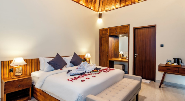 Svadarma Bali Villa by Dhananjaya Hospitality, Varaa Villa Mökit kohteessa Bali, Mökki